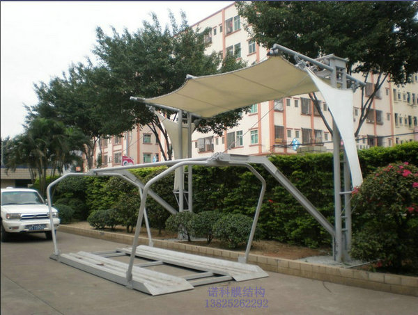 七臺河鋼膜結(jié)構(gòu)車棚選用希運膜材二氧化鈦T3117T