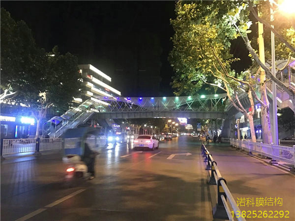 膜材裁剪測(cè)地線方法介紹